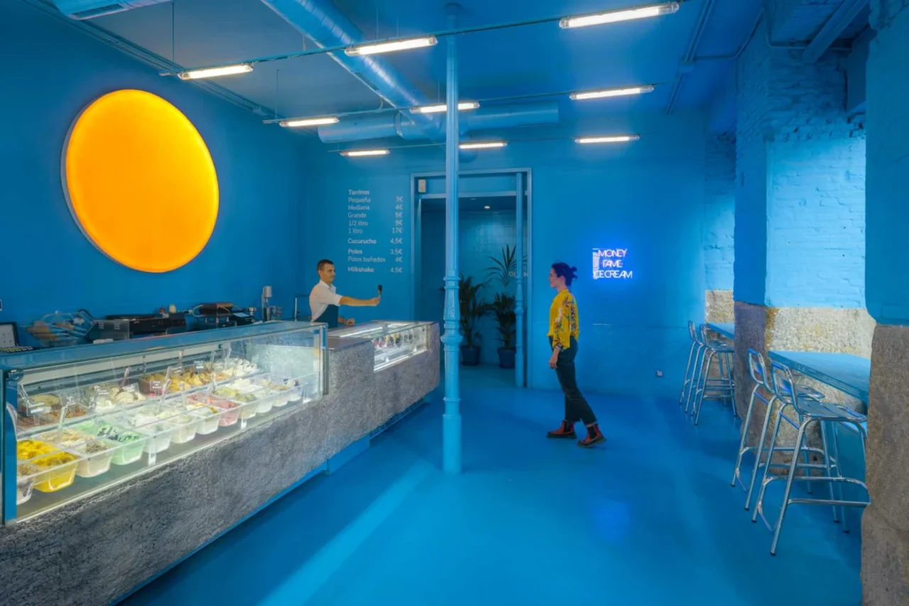 BRANDO ice cream shop in Madrid by SOLAR with a bold blue interior seen from the street