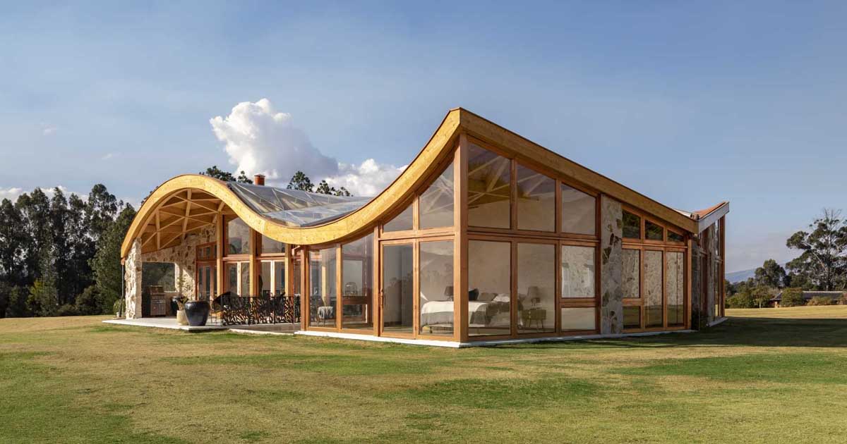 Wooden Curved Structure: Building with Modern Architectural Design