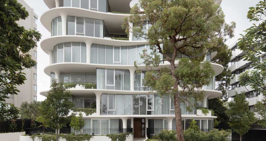 columns-flared-at-the-top-like-a-champagne-flute-contribute-to-the-sculptural-form-of-this-new-building