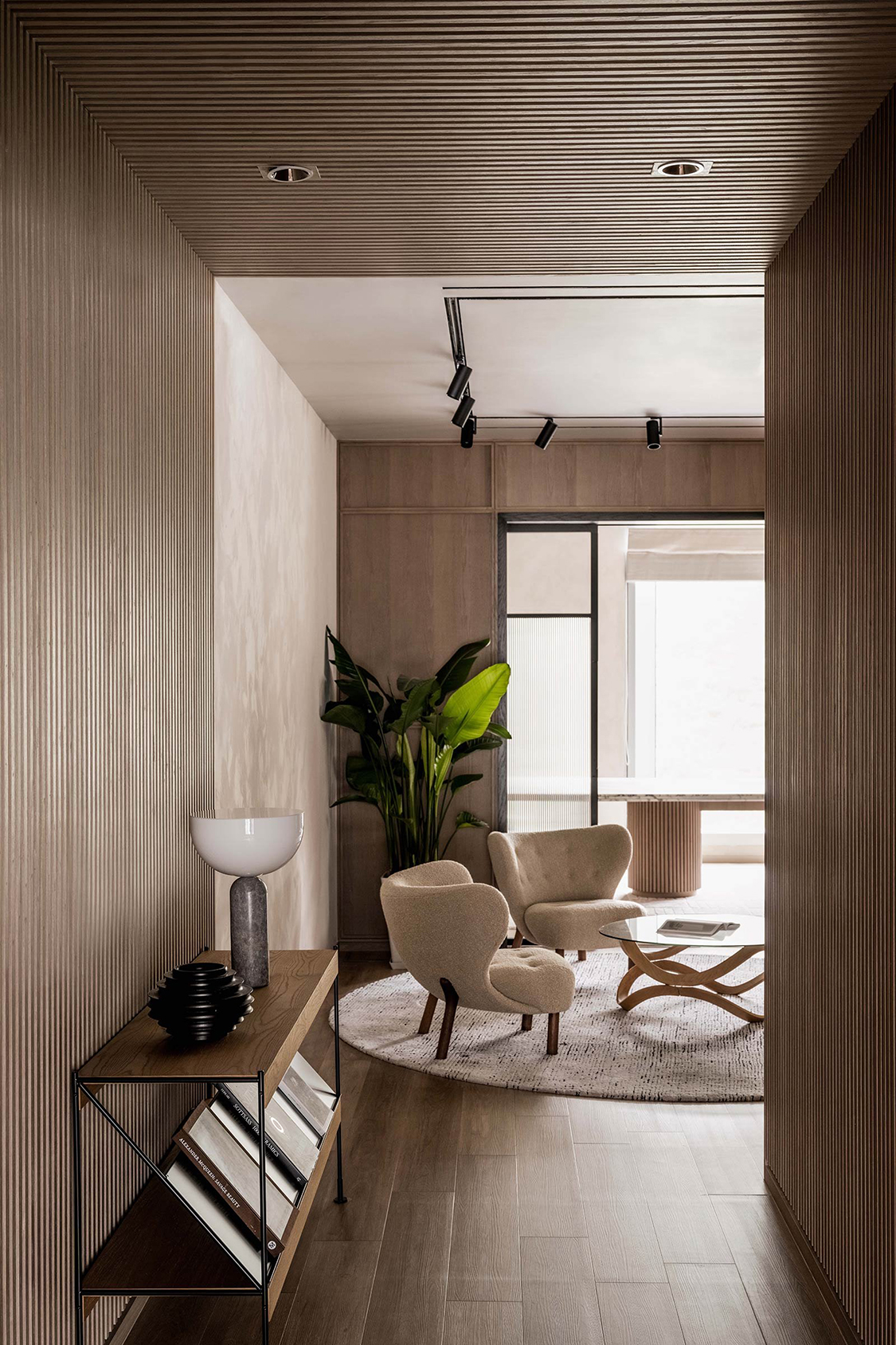 aveline-office,-wong-chuk-hang,-hong-kong-–-adc