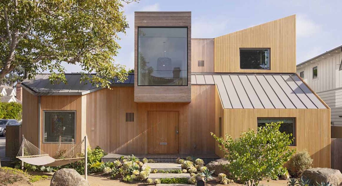 this-renovated-90s-home-includes-a-new-exterior-made-of-alaskan-yellow-cedar-siding