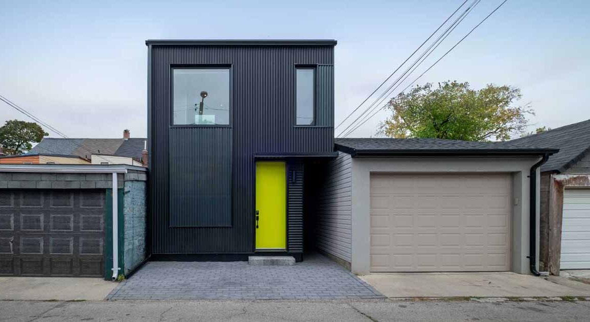 a-small-laneway-house-designed-for-a-narrow-property-in-toronto