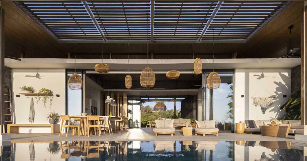a-large-pergola-helps-this-home-seamlessly-blends-indoor-and-outdoor-spaces
