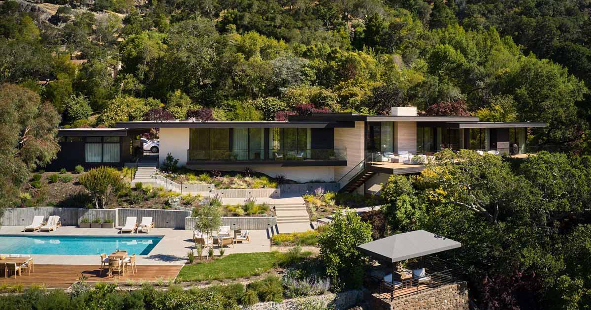 large-travertine-slabs-were-used-to-update-this-home's-design