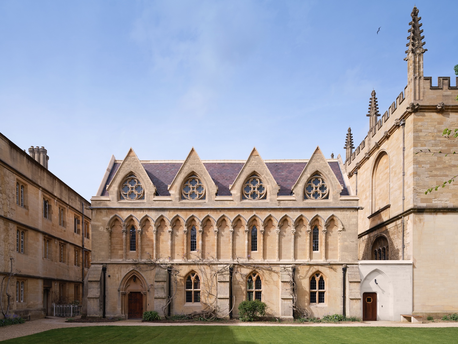 exeter-college-library-–-adc
