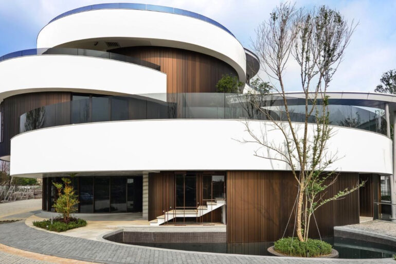 cover image IADA000069 q