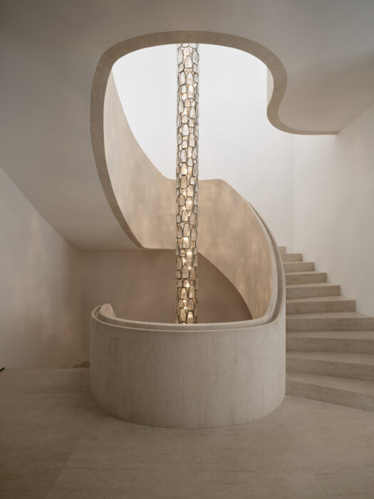 Cabochon Column by BURDIFILEK, Platinum, IADA 2024