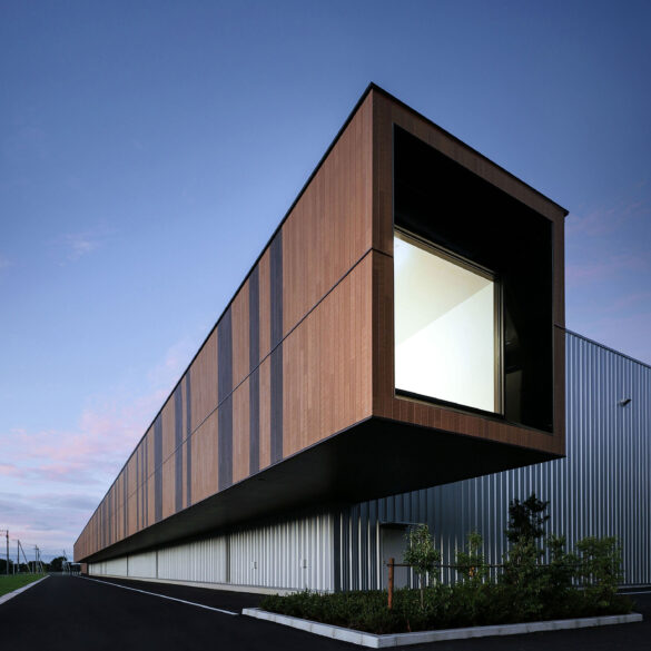 cover image IADA000227 q