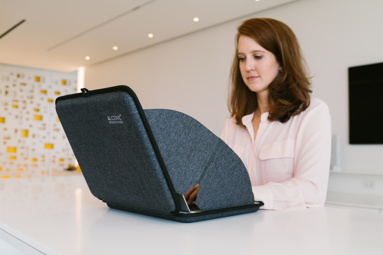 Alcove Workstation®