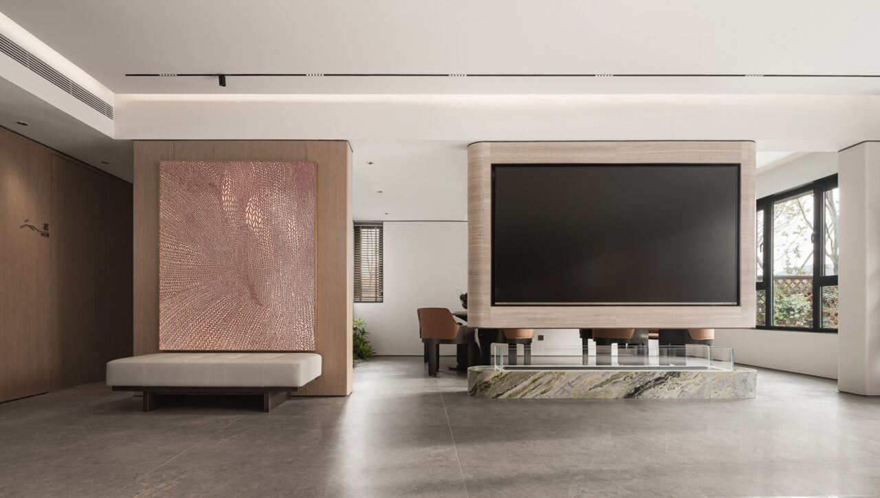 BEIJING JINDI POETIC DWELLING SALES OFFICE