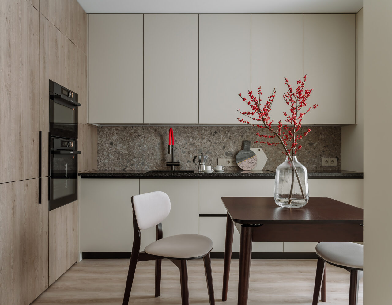 A one-bedroom 38 m2 Moscow apartment with a combined kitchen-living room and a dressing area