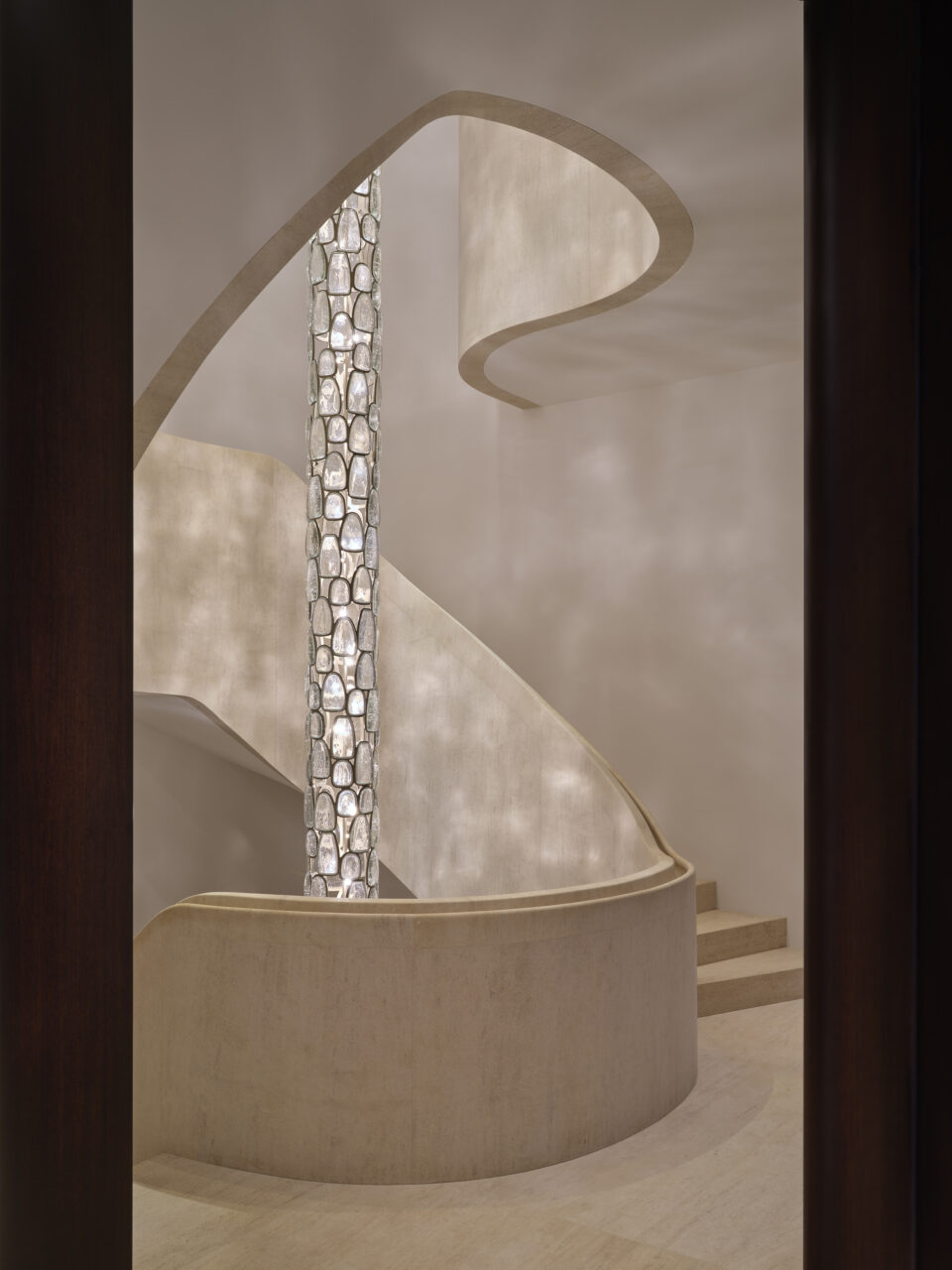 Cabochon Column
