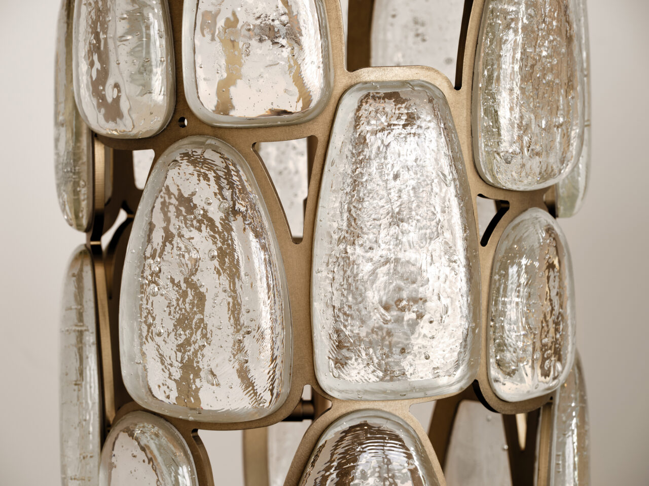 Cabochon Column