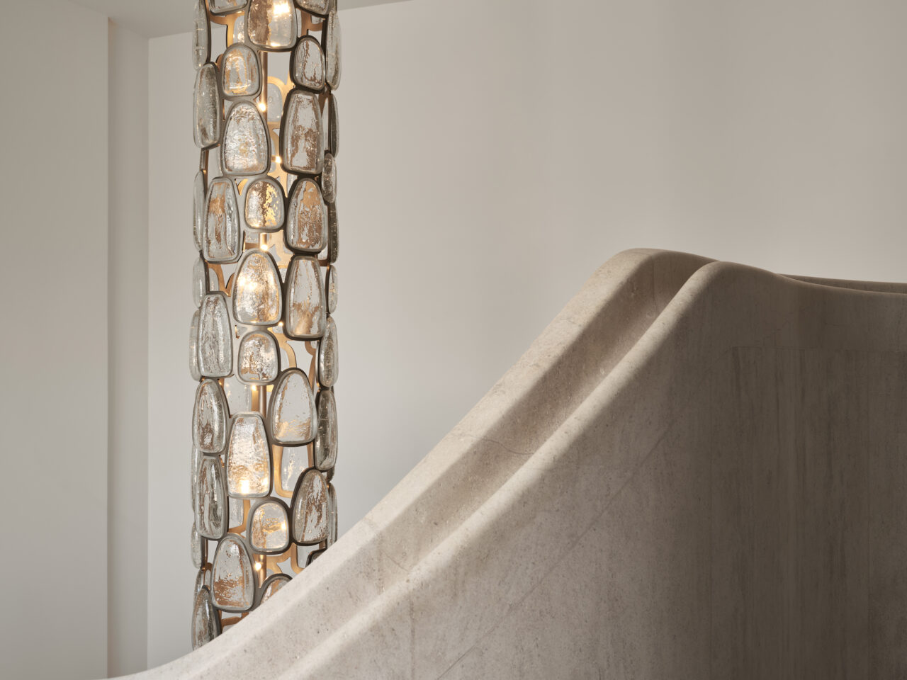 Cabochon Column