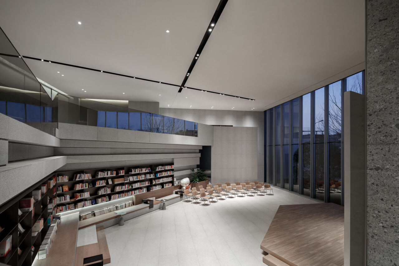 Future Center - The community