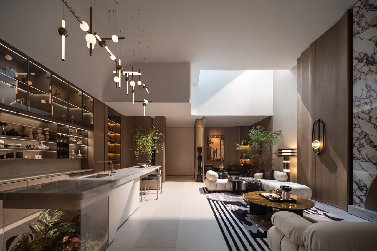 WUHAN GREENTOWN HUPANYUNLU STACKED SAMPLE ROOM