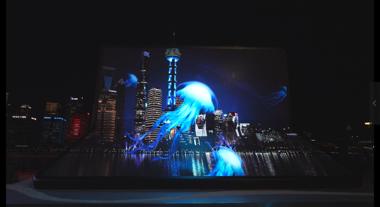 STRIKING VIVO GIANT FOLDABLE SCREEN LANDED IN SHANGHAI
