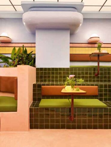 art-deco-was-reinterpreted-into-this-futuristic-gelato-parlor