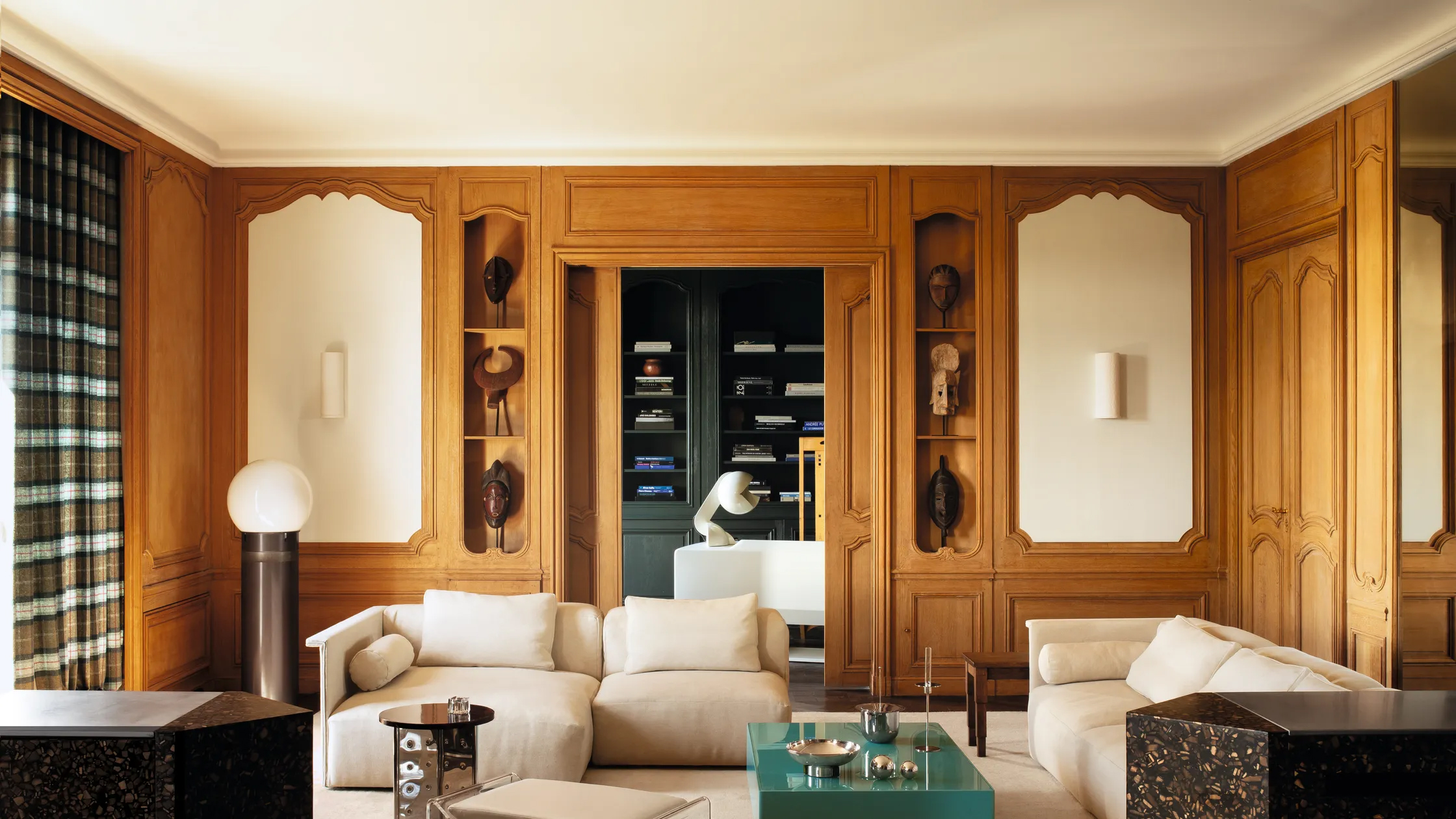 a-quiet-revolution:-studio-asai’s-parisian-hideaway-by-the-bois-de-boulogne