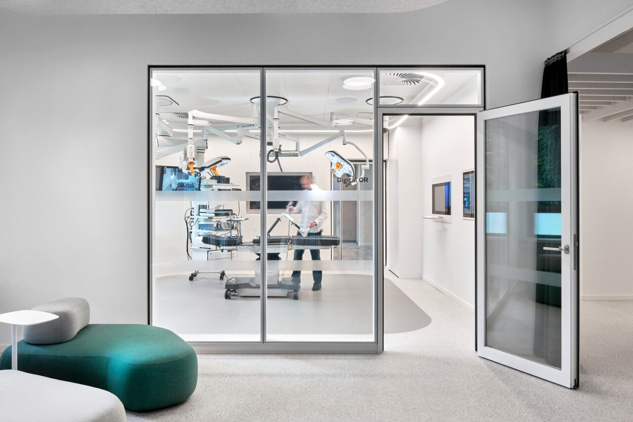Smith+Nephew Academy - Munich