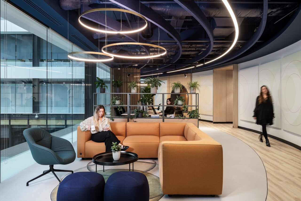 Zoom Communications, Inc. - London