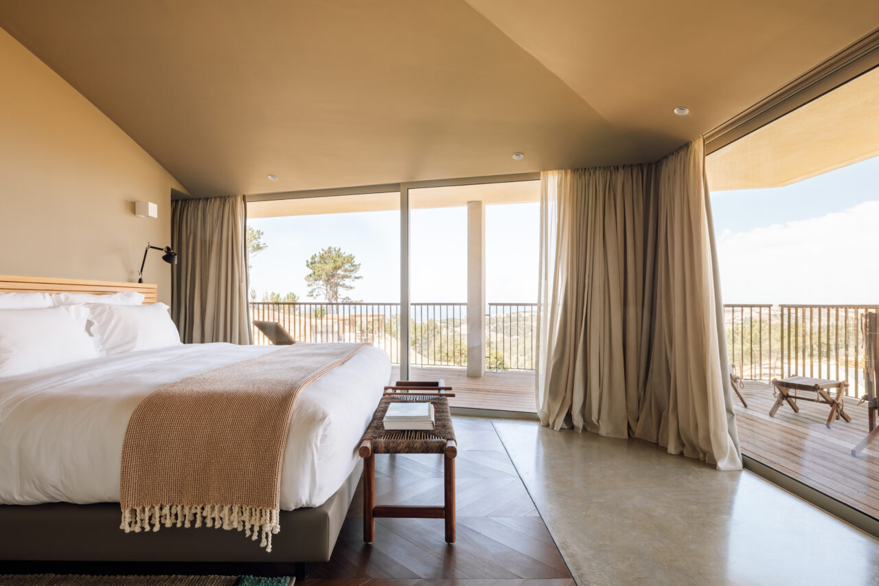 Immerso Hotel