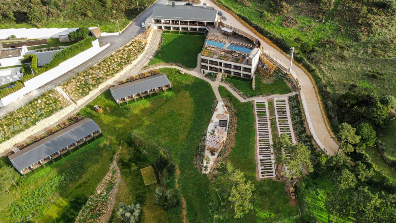 Immerso Hotel