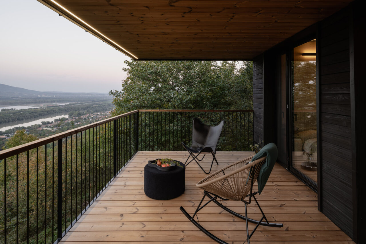 Console House