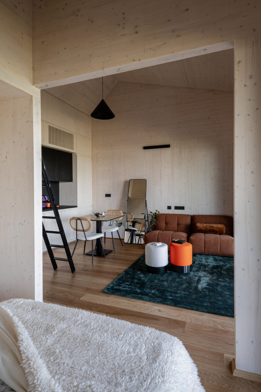 Console House