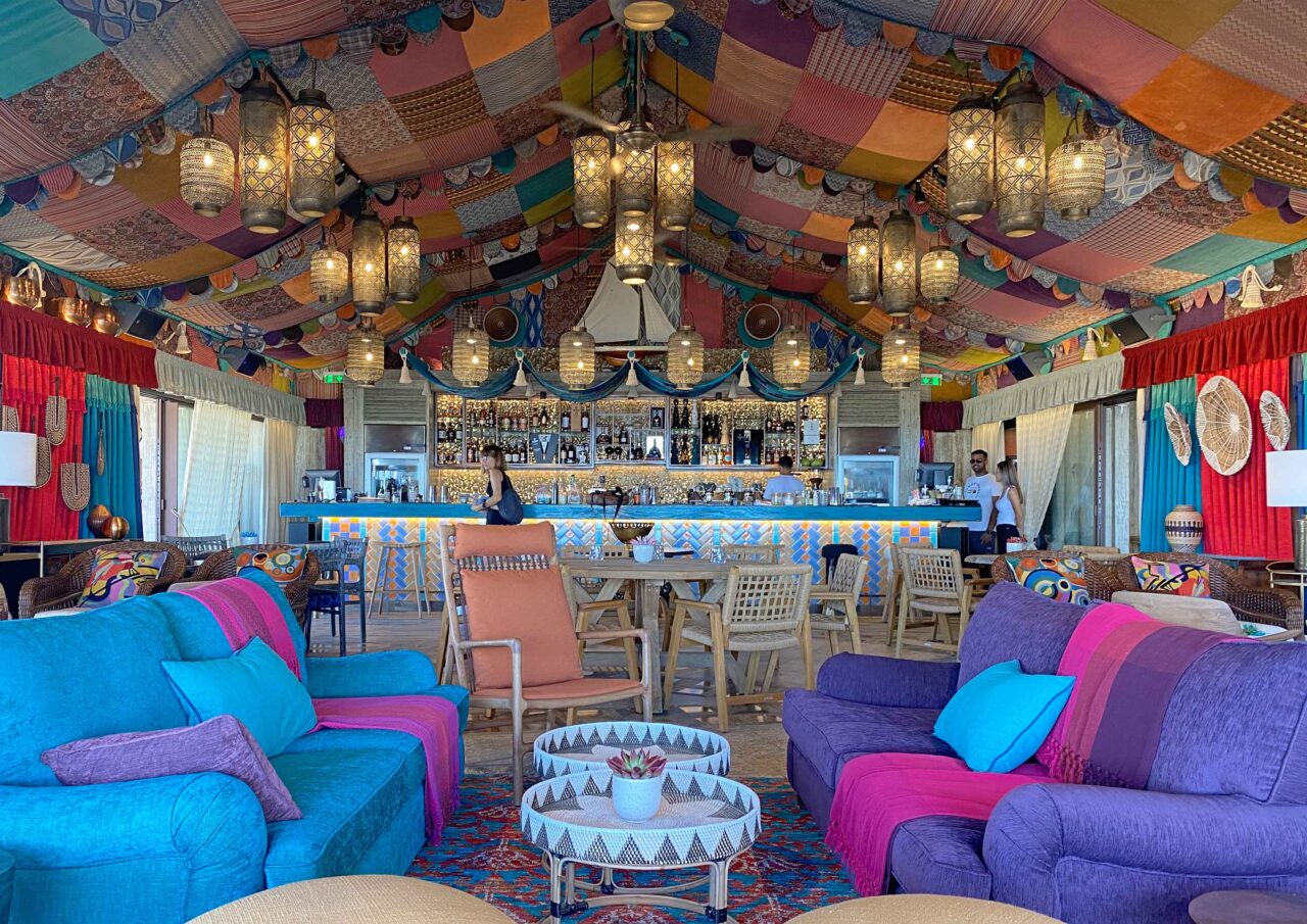 ''Columbia Sun'' Beach Restaurant