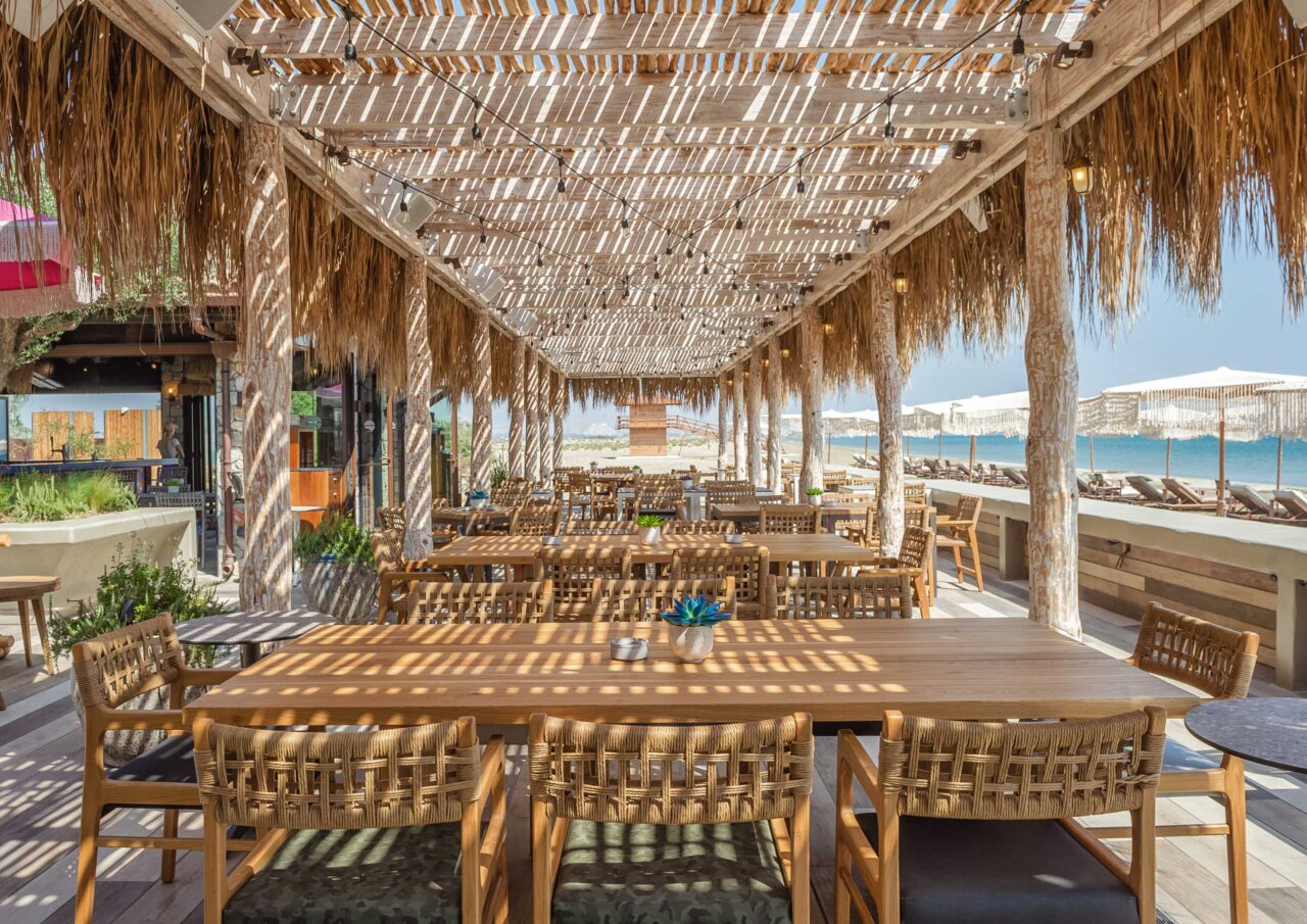 ''Columbia Sun'' Beach Restaurant
