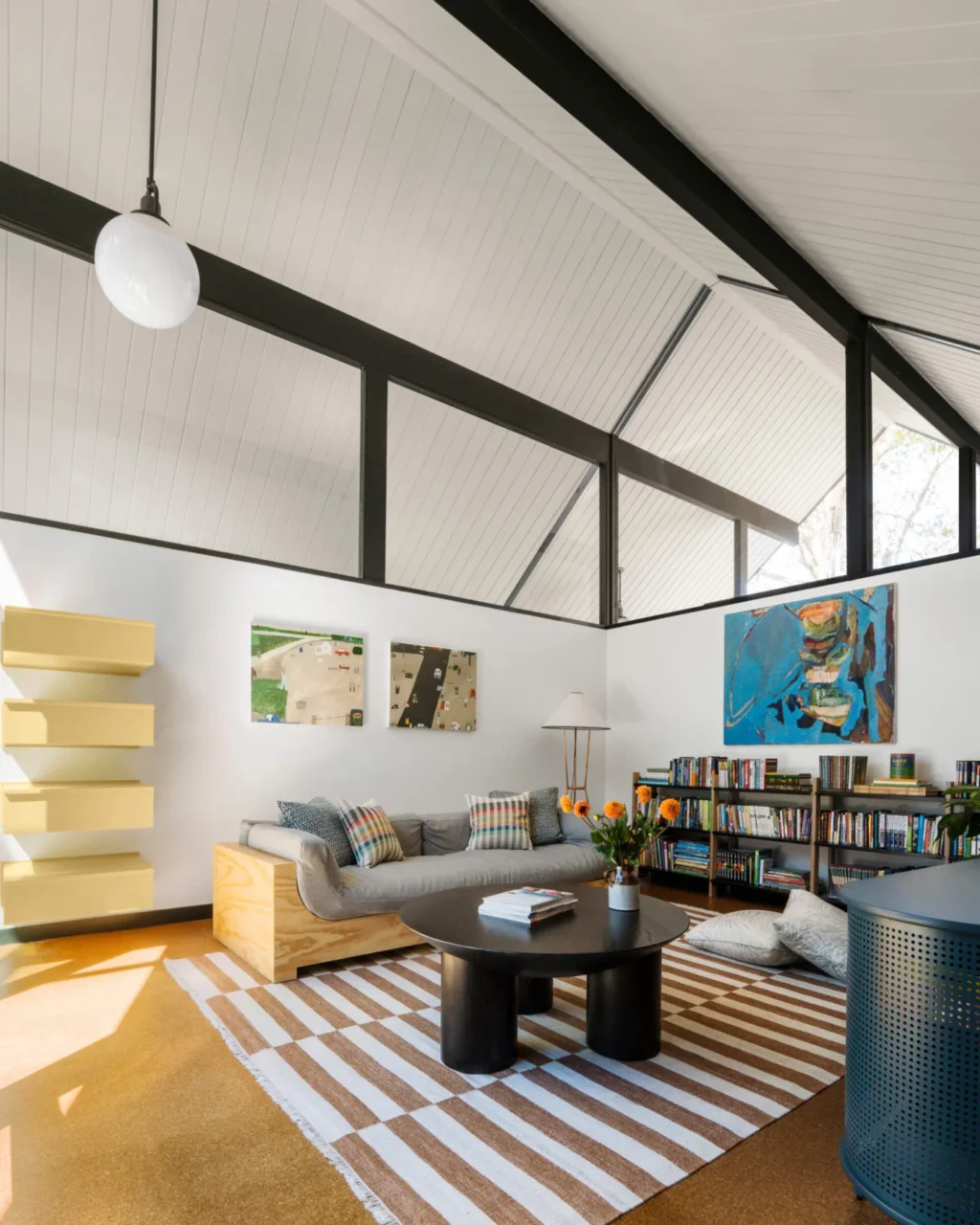 Project room with a wall-mounted storage system