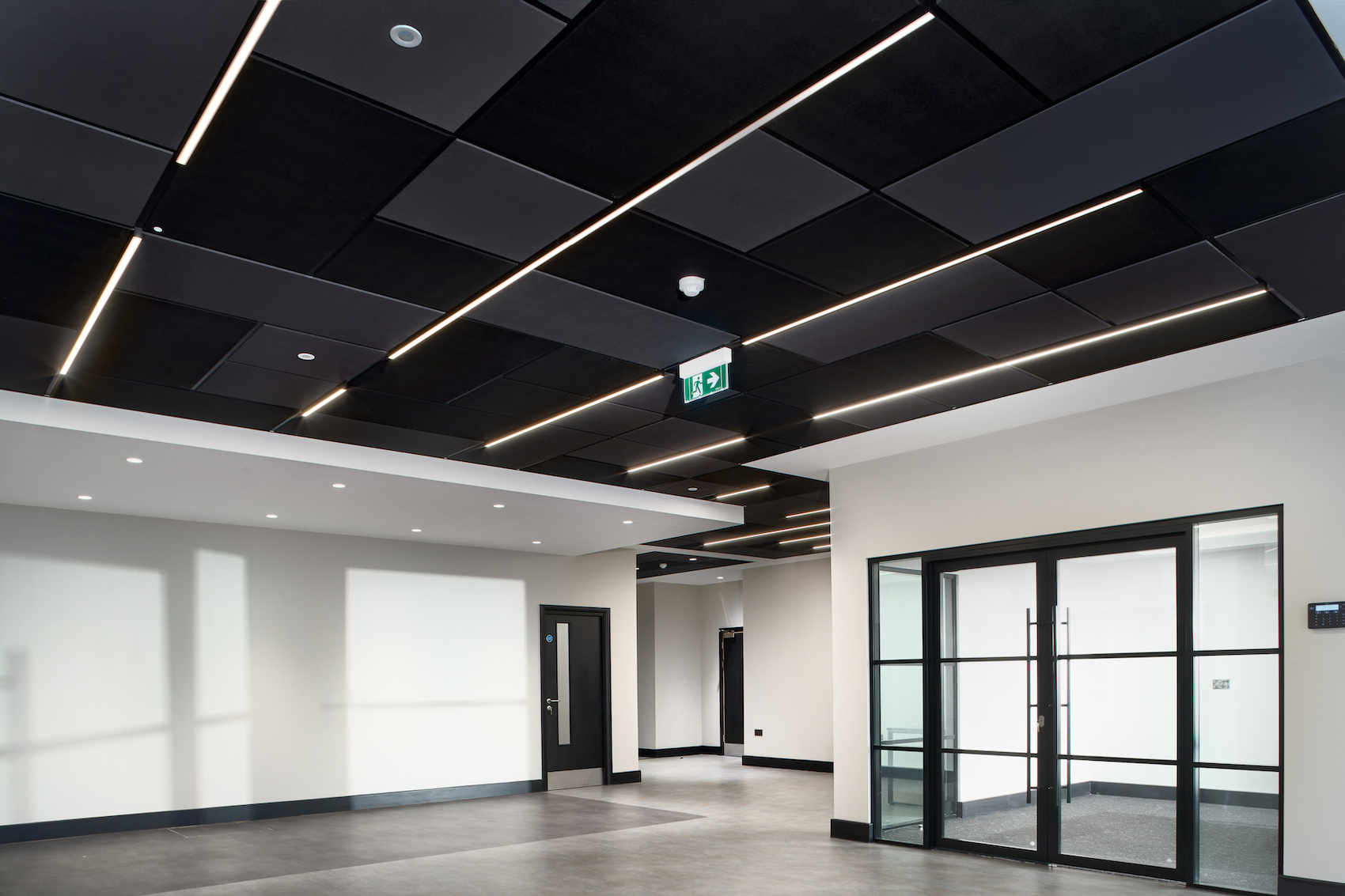 zentia’s-nexus-ceiling-system-is-used-to-striking-effect-at-templeman-retailing’s-northumberland-office-–-adc
