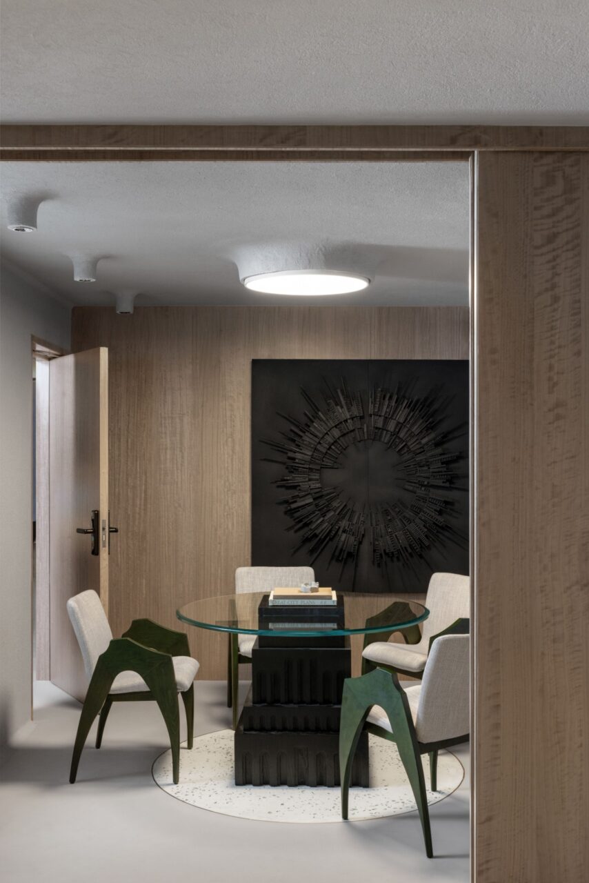 Seamless Realty Office